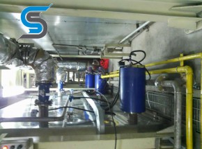 Electrophoresis heat exchange equipment
